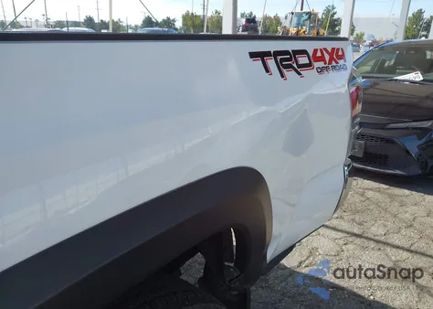 2023 Toyota Tacoma Trd Off Road z USA, uszkodzony, nr VIN 3TMCZ5AN1PM650389